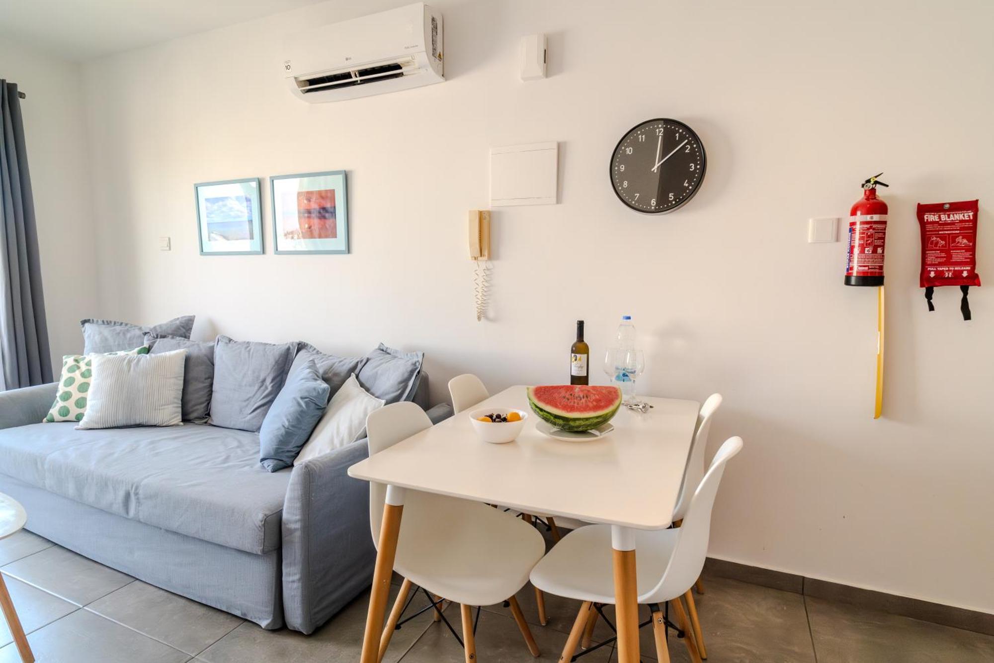 Blu Mackenzie 1 Bdr Flat With Pool Apartment Larnaca Exterior foto